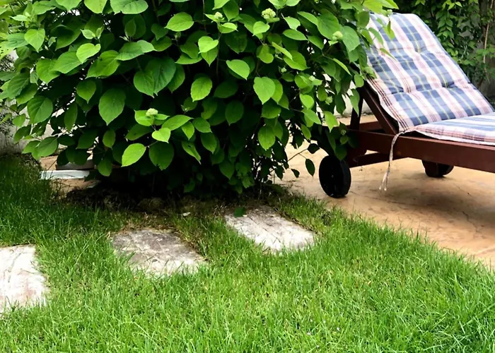 بيت ضيافة Red House Family رافدا