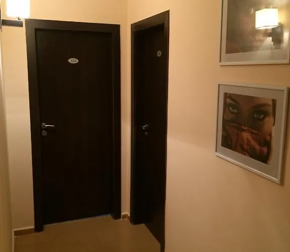 بيت ضيافة Red House Family *