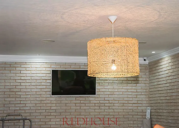 بيت ضيافة Red House Family رافدا