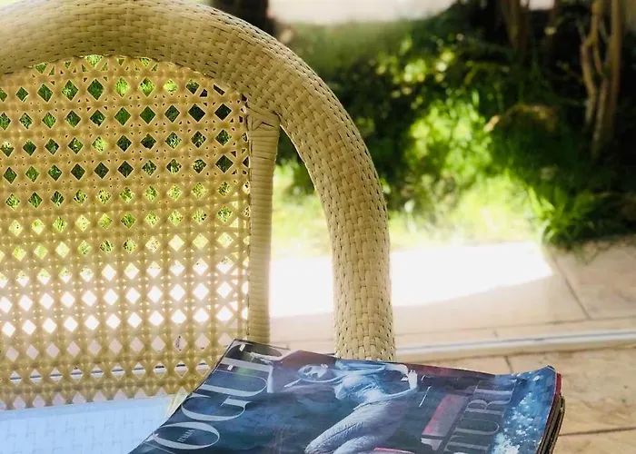 Red House Family Ράβντα