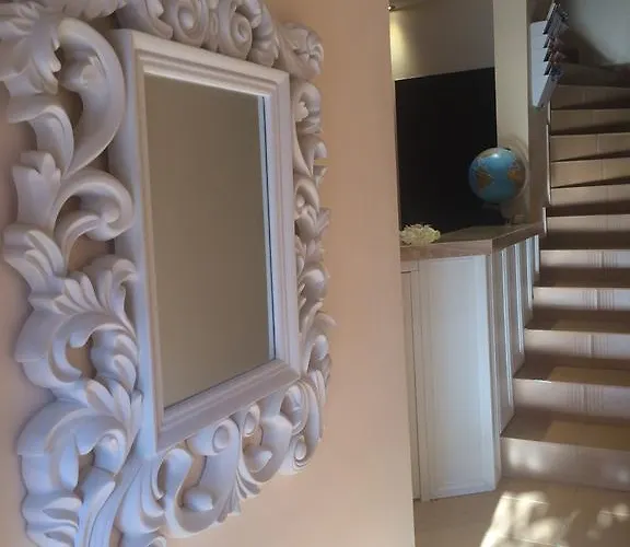 Red House Family Ράβντα